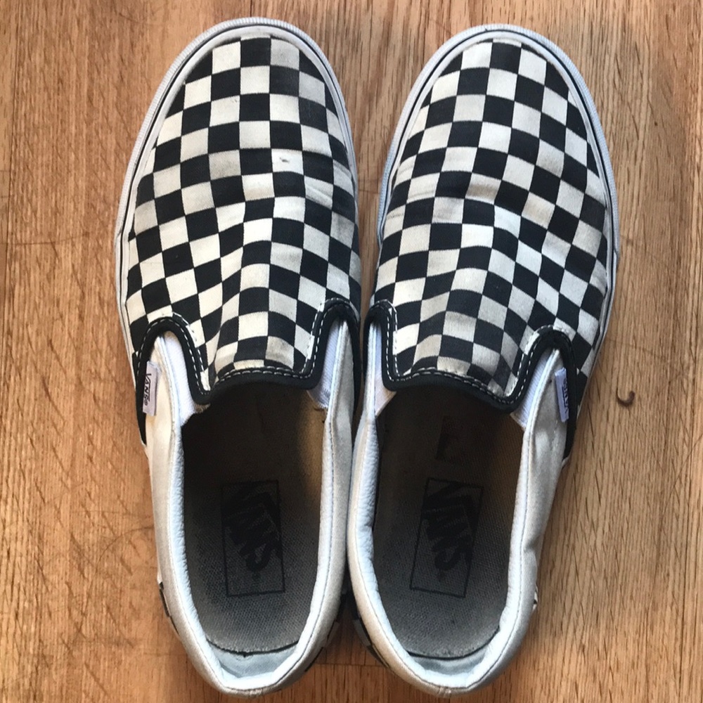Checkered vans slip-on